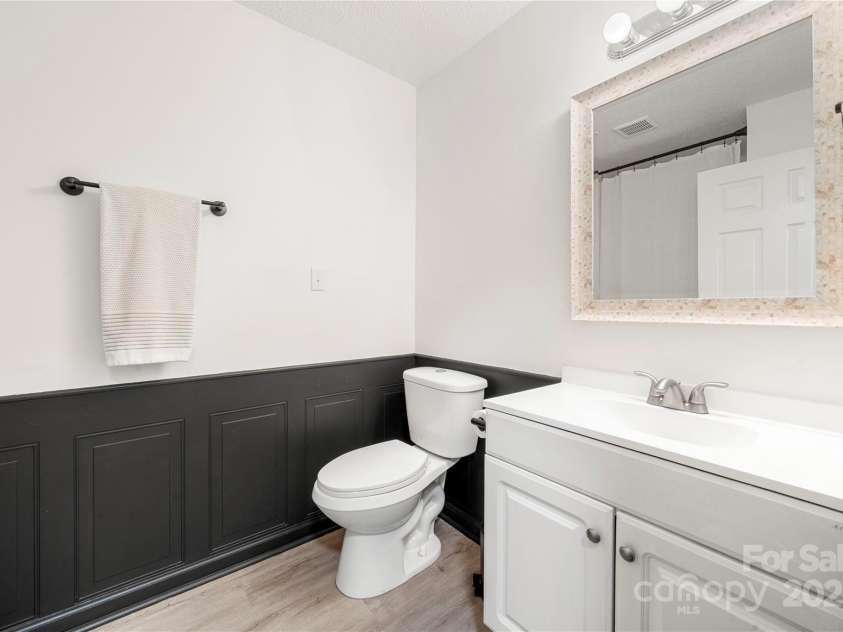 4416 Dawnwood Drive, Gastonia, NC 28056.  MLS# CAR4289964, YatesRealty ID 32637. 