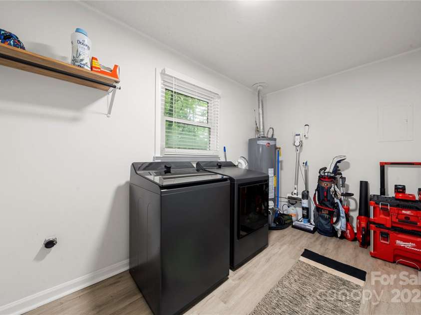 4416 Dawnwood Drive, Gastonia, NC 28056.  MLS# CAR4289964, YatesRealty ID 32637. 