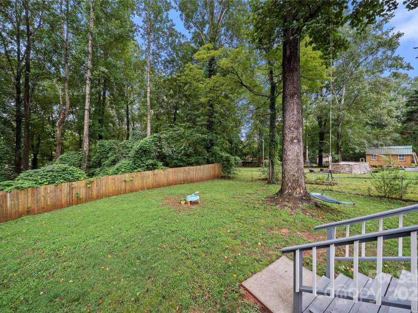 4416 Dawnwood Drive, Gastonia, NC 28056.  MLS# CAR4289964, YatesRealty ID 32637. 