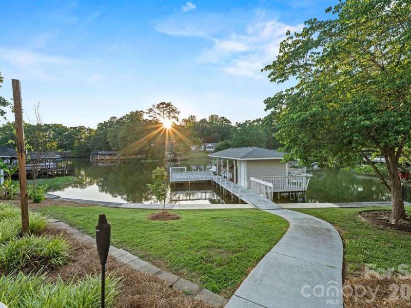 47209 Paradise Lane, Norwood, NC 28128.  MLS# CAR4385210, YatesRealty ID 32637. 