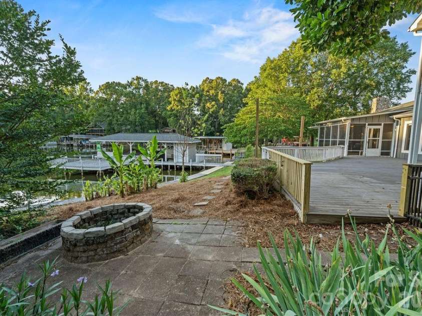 47209 Paradise Lane, Norwood, NC 28128.  MLS# CAR4385210, YatesRealty ID 32637. 