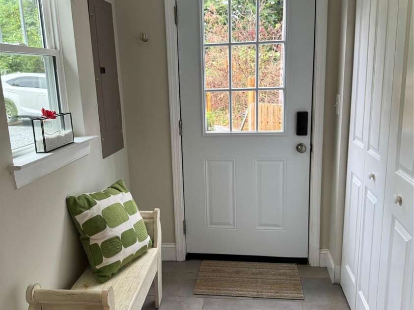 1760 Shearers Road, Davidson, NC 28036.  MLS# CAR4290008, YatesRealty ID 32638. Drop Zone/Mud Room & Laundry Closet