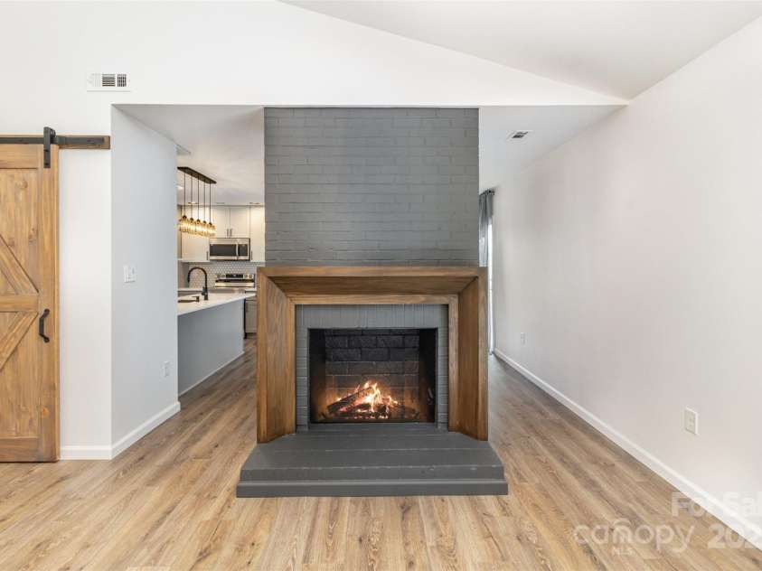 5234 Bellflower Lane, Charlotte, NC 28227.  MLS# CAR4275982, YatesRealty ID 32639. 
