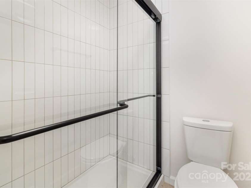5234 Bellflower Lane, Charlotte, NC 28227.  MLS# CAR4275982, YatesRealty ID 32639. 