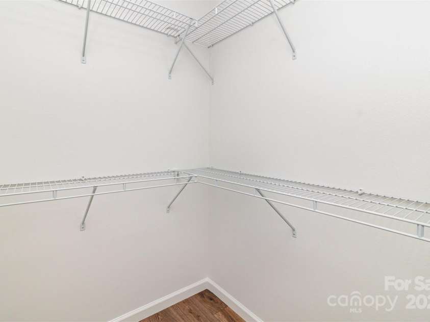 5234 Bellflower Lane, Charlotte, NC 28227.  MLS# CAR4275982, YatesRealty ID 32639. 