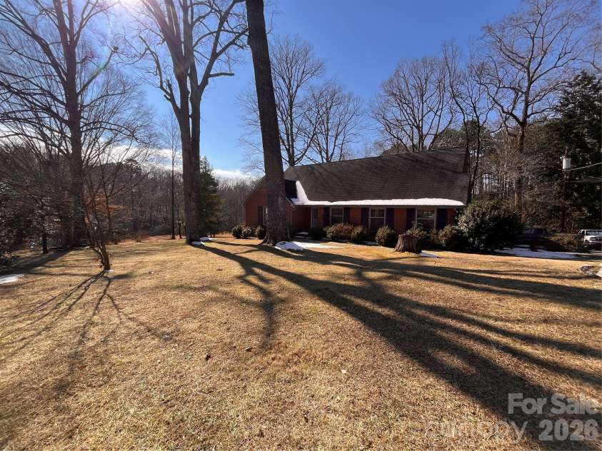 112 Boyd Drive, Stanley, NC 28164.  MLS# CAR4344073, YatesRealty ID 3264. 