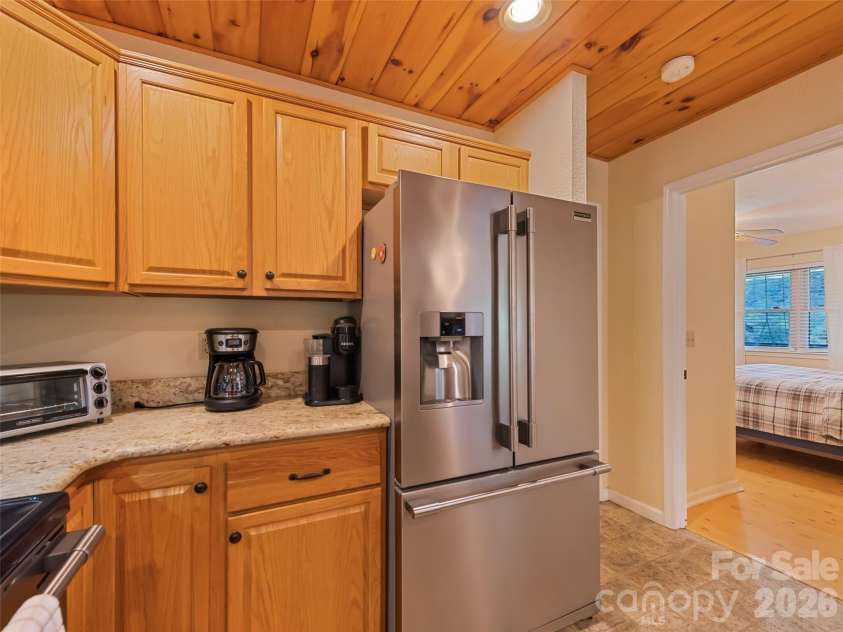 210 Tanner Trail, Waynesville, NC 28785.  MLS# CAR4396483, YatesRealty ID 32640. 