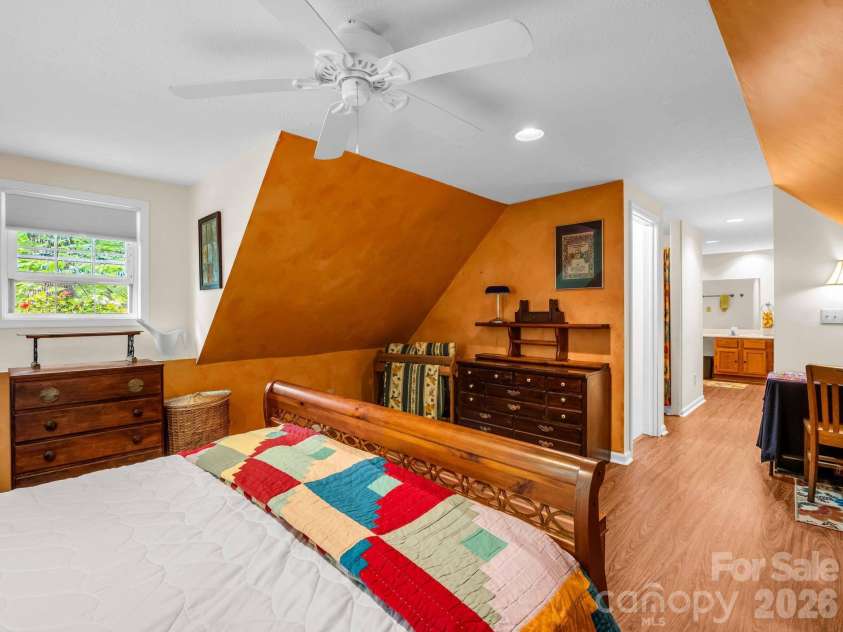 115 Cinnamon Way, Flat Rock, NC 28731.  MLS# CAR4391991, YatesRealty ID 32641. 