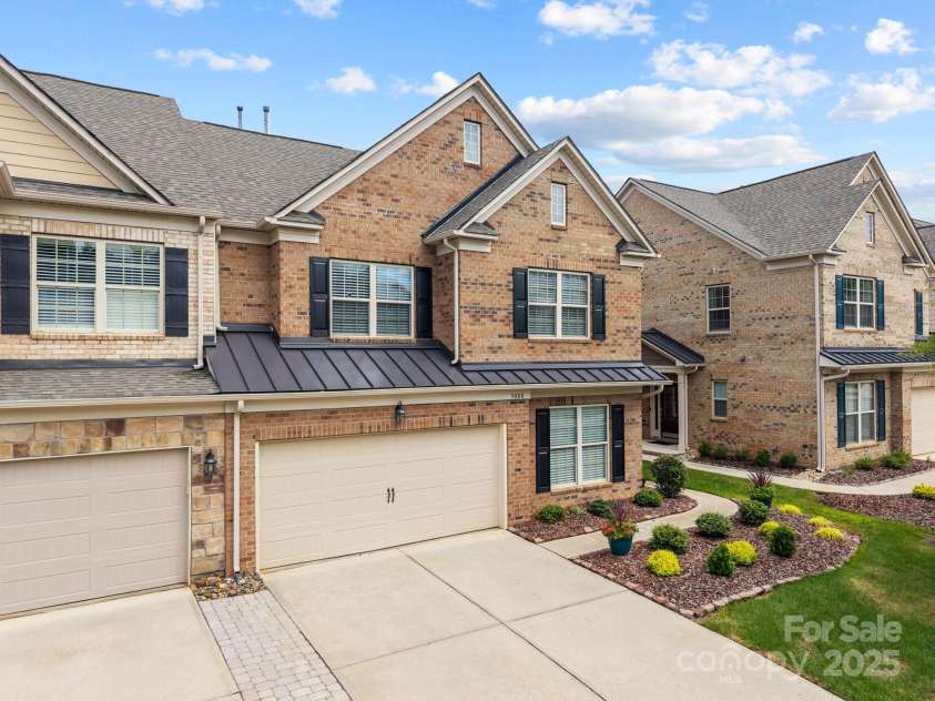 3088 Hartson Pointe Drive, Fort Mill, SC 29707.  MLS# CAR4290654, YatesRealty ID 32641. 