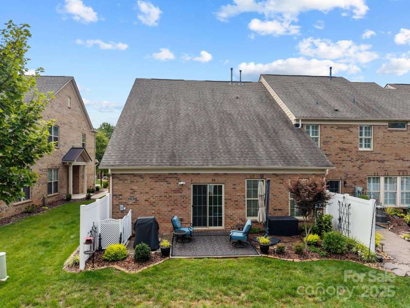 3088 Hartson Pointe Drive, Fort Mill, SC 29707.  MLS# CAR4290654, YatesRealty ID 32641. 