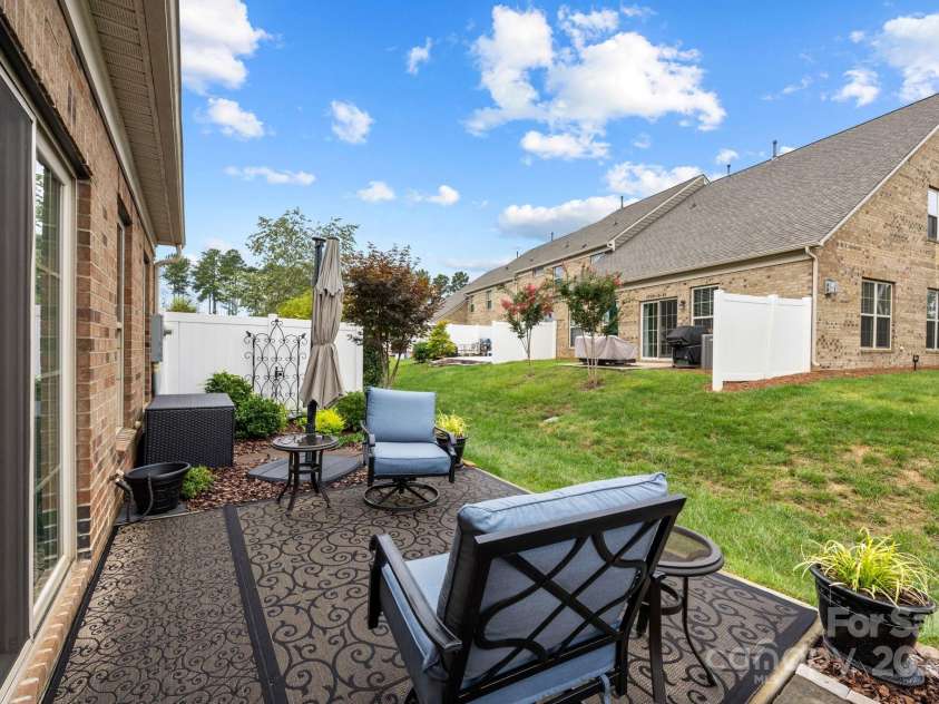 3088 Hartson Pointe Drive, Fort Mill, SC 29707.  MLS# CAR4290654, YatesRealty ID 32641. 