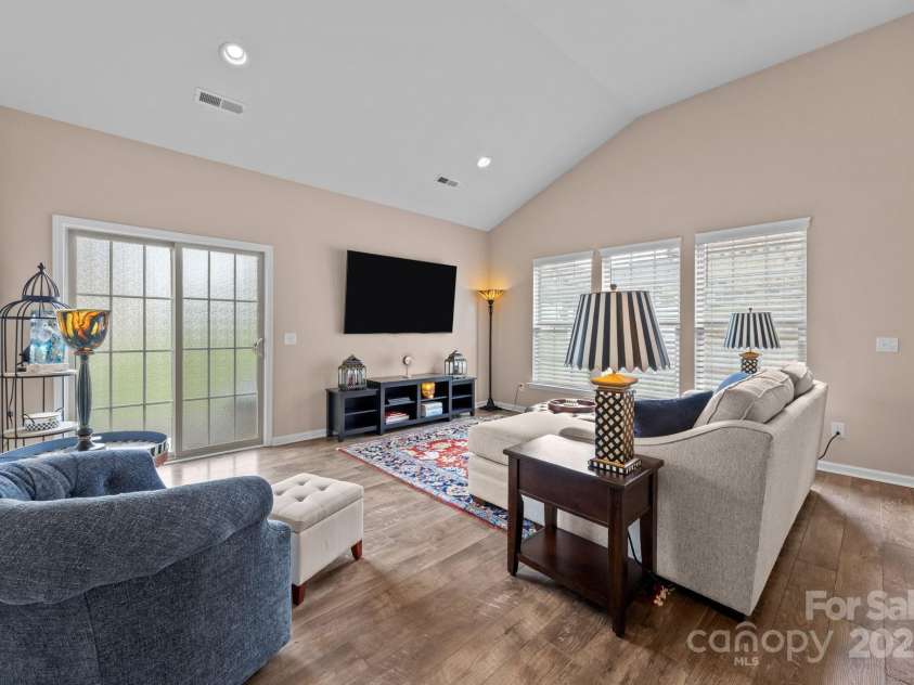 3088 Hartson Pointe Drive, Fort Mill, SC 29707.  MLS# CAR4290654, YatesRealty ID 32641. 