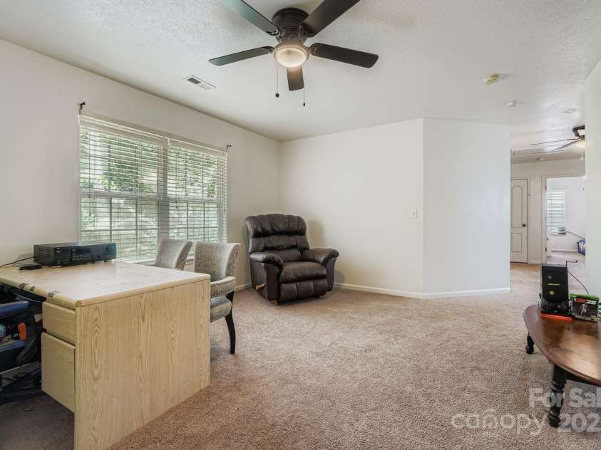 10605 Turkey Point Drive, Charlotte, NC 28214.  MLS# CAR4291887, YatesRealty ID 32642. Bonus Room Upper Level