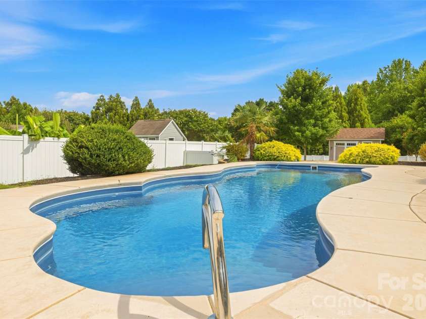 1241 Horsesugar Road, Clover, SC 29710.  MLS# CAR4360140, YatesRealty ID 32643. 