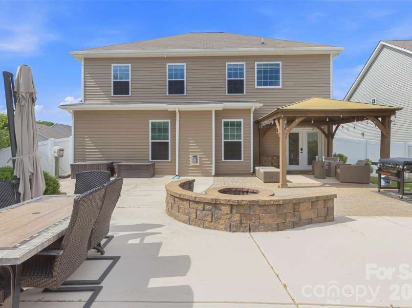 1241 Horsesugar Road, Clover, SC 29710.  MLS# CAR4360140, YatesRealty ID 32643. 
