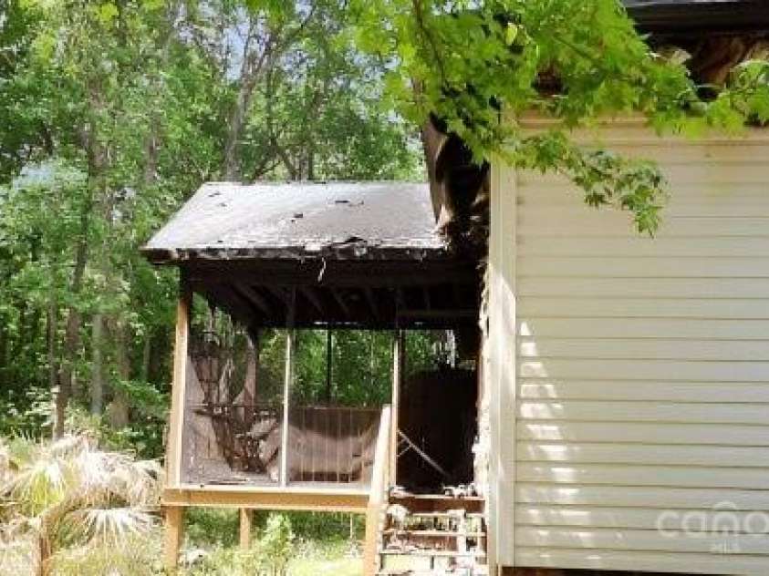 925 Loganberry Lane, York, SC 29745.  MLS# CAR4290961, YatesRealty ID 32643. Back