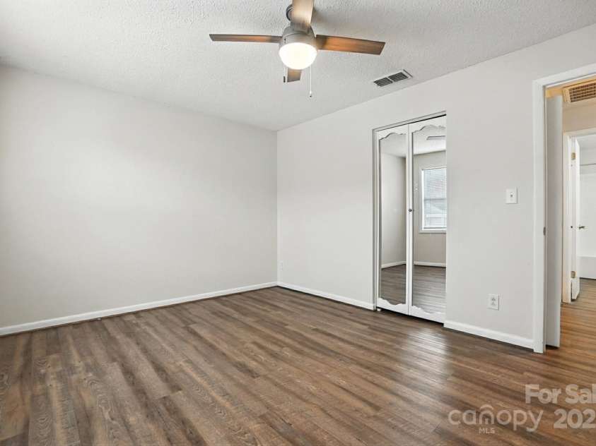 1101 Surry Lane, Gastonia, NC 28054.  MLS# CAR4291971, YatesRealty ID 32646. 