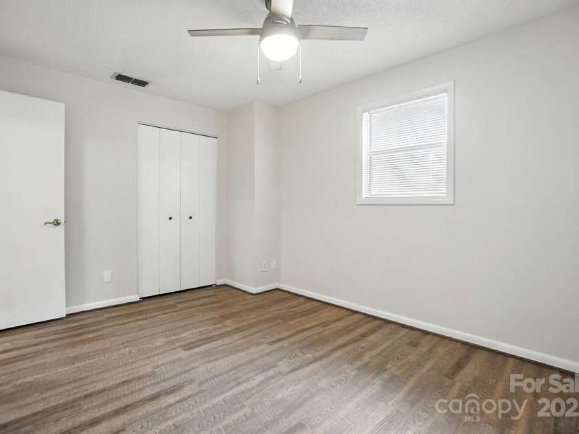 1101 Surry Lane, Gastonia, NC 28054.  MLS# CAR4291971, YatesRealty ID 32646. 