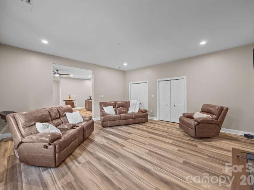 141 Rain Shadow Drive, Mooresville, NC 28115.  MLS# CAR4389349, YatesRealty ID 32646. 