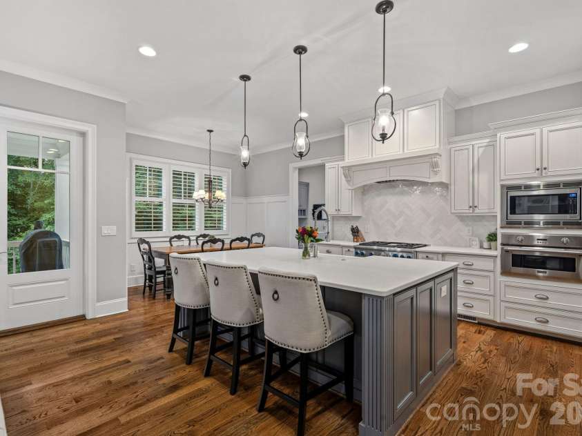 16830 Reinsch Drive, Davidson, NC 28036.  MLS# CAR4390948, YatesRealty ID 32647. 