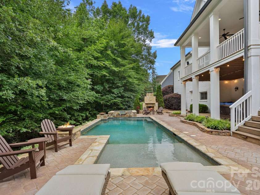 16830 Reinsch Drive, Davidson, NC 28036.  MLS# CAR4390948, YatesRealty ID 32647. 
