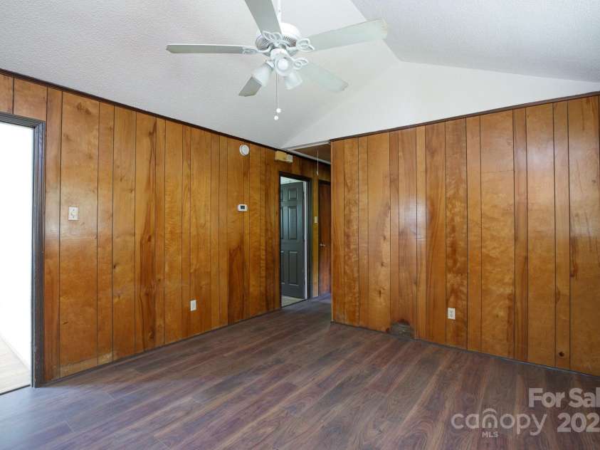 1729 Fieldcrest Circle, Rock Hill, SC 29732.  MLS# CAR4292752, YatesRealty ID 32650. 