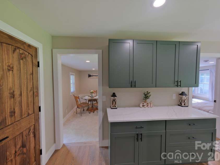 445 Old Haw Creek Road, Asheville, NC 28805.  MLS# CAR4394105, YatesRealty ID 32650. 