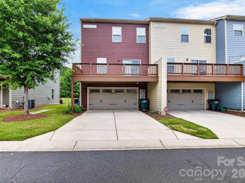 3742 Speer Boulevard, Charlotte, NC 28217.  MLS# CAR4395023, YatesRealty ID 32651. 