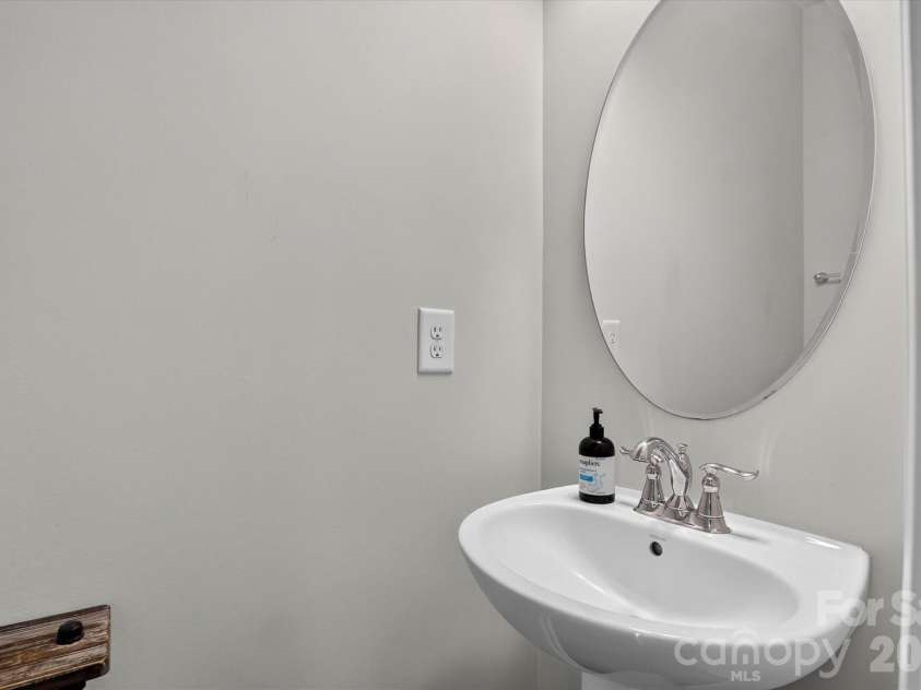 3742 Speer Boulevard, Charlotte, NC 28217.  MLS# CAR4395023, YatesRealty ID 32651. 