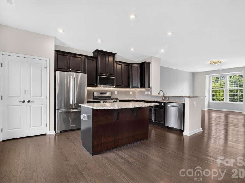3742 Speer Boulevard, Charlotte, NC 28217.  MLS# CAR4395023, YatesRealty ID 32651. 