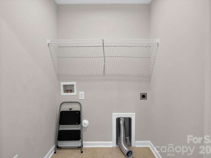 3742 Speer Boulevard, Charlotte, NC 28217.  MLS# CAR4395023, YatesRealty ID 32651. 