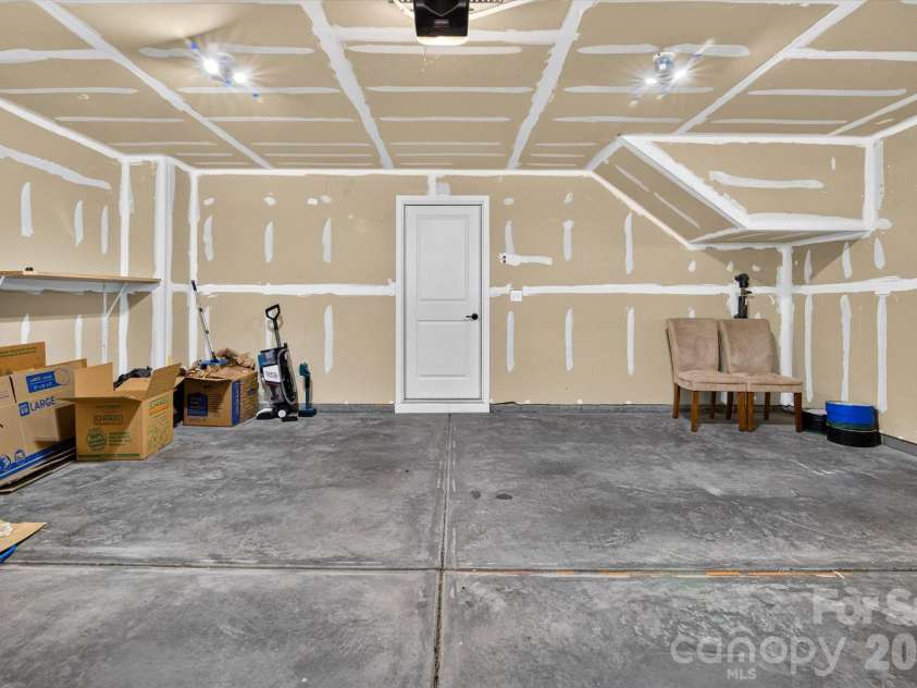 3742 Speer Boulevard, Charlotte, NC 28217.  MLS# CAR4395023, YatesRealty ID 32651. 
