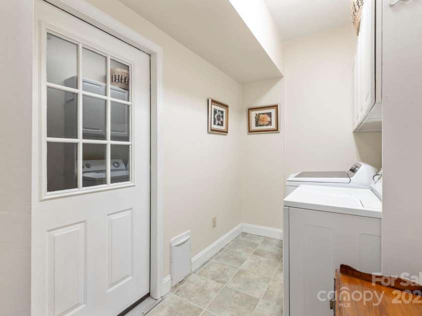 7 15th Vantage Street, Campobello, SC 29322.  MLS# CAR4293009, YatesRealty ID 32652. 