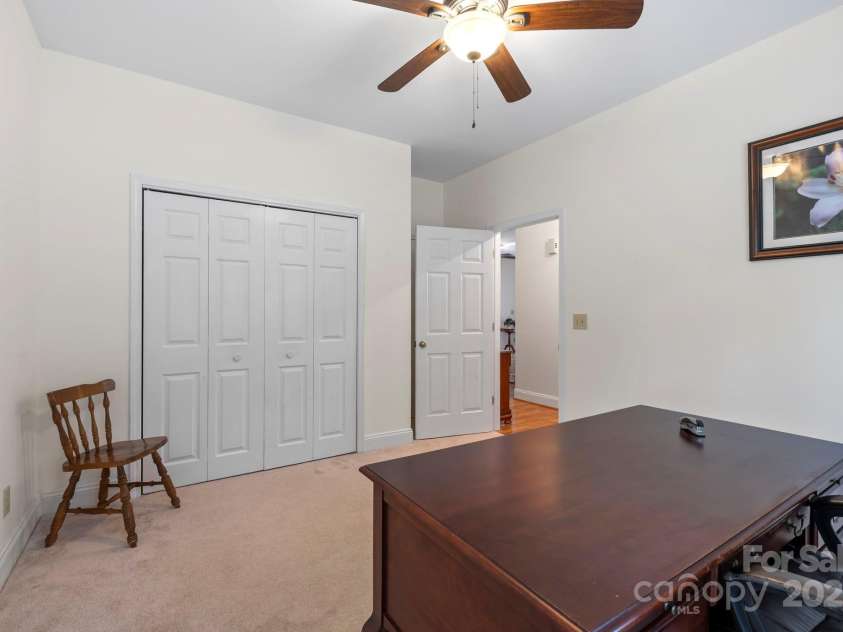 7 15th Vantage Street, Campobello, SC 29322.  MLS# CAR4293009, YatesRealty ID 32652. 