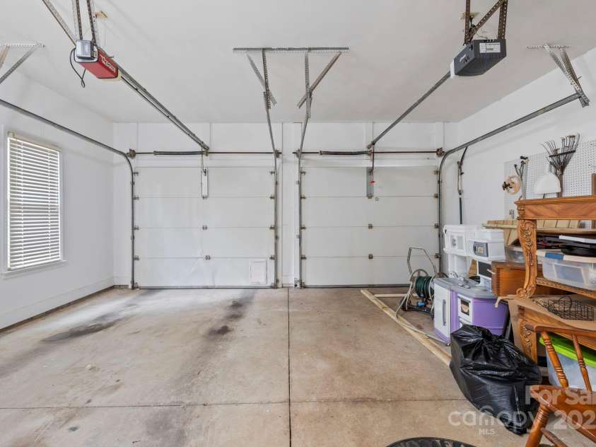 7 15th Vantage Street, Campobello, SC 29322.  MLS# CAR4293009, YatesRealty ID 32652. 