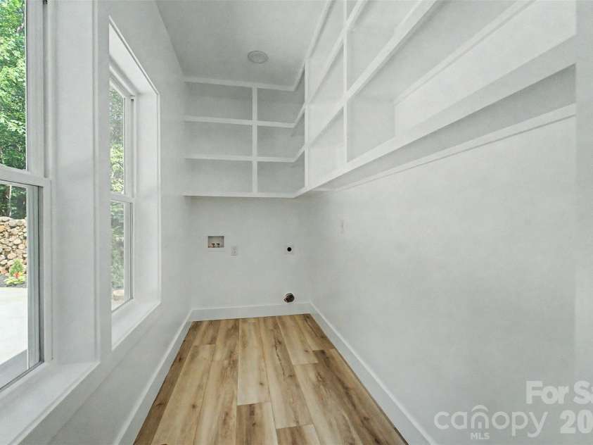 88 Foxwood Drive, Franklin, NC 28734.  MLS# CAR4396424, YatesRealty ID 32652. 