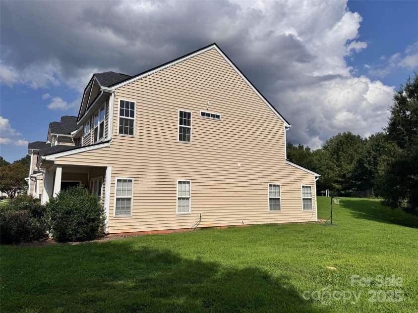 347 Hancock Union Lane, Rock Hill, SC 29732.  MLS# CAR4293109, YatesRealty ID 32655. 