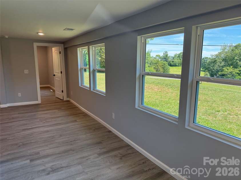3812 Cliffside Road, Mooresboro, NC 28114.  MLS# CAR4393620, YatesRealty ID 32655. Front foyer