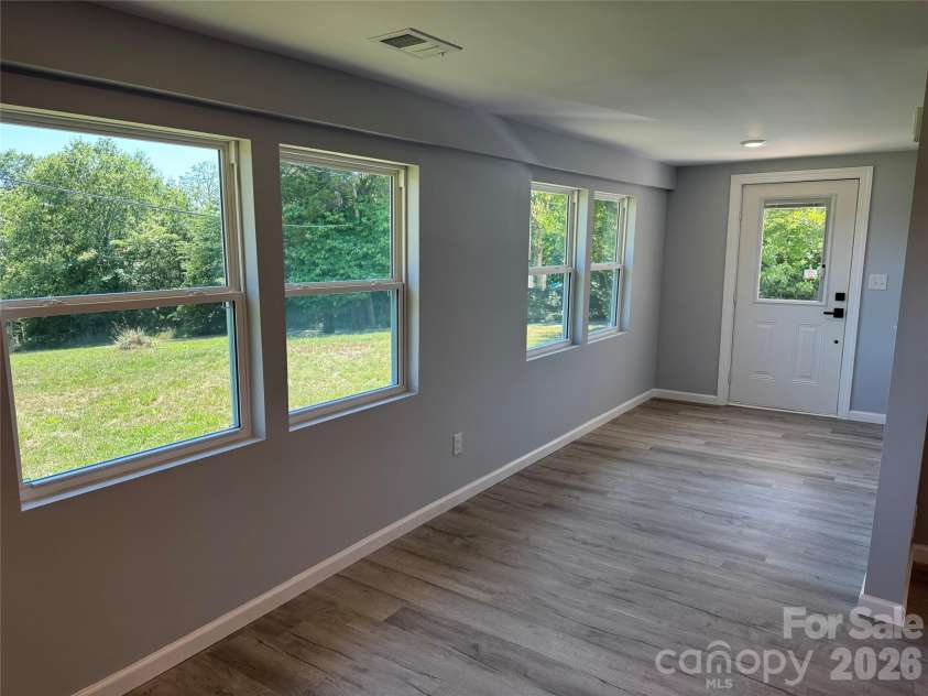 3812 Cliffside Road, Mooresboro, NC 28114.  MLS# CAR4393620, YatesRealty ID 32655. Front foyer