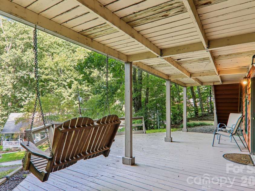 330 Riddle Cove Road, Maggie Valley, NC 28751.  MLS# CAR4395479, YatesRealty ID 32657. 