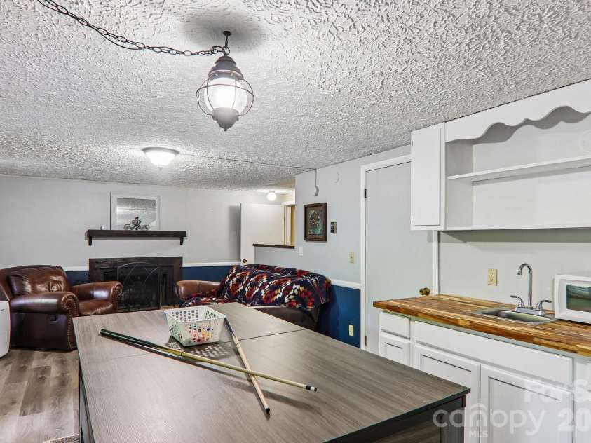 330 Riddle Cove Road, Maggie Valley, NC 28751.  MLS# CAR4395479, YatesRealty ID 32657. 