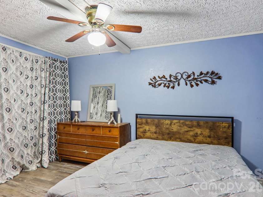 330 Riddle Cove Road, Maggie Valley, NC 28751.  MLS# CAR4395479, YatesRealty ID 32657. 