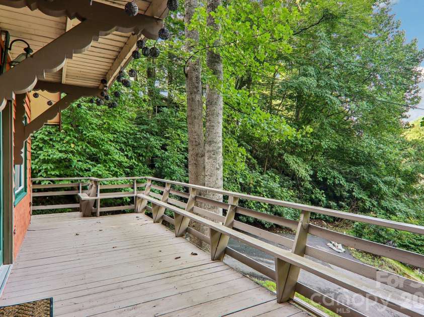 330 Riddle Cove Road, Maggie Valley, NC 28751.  MLS# CAR4395479, YatesRealty ID 32657. 