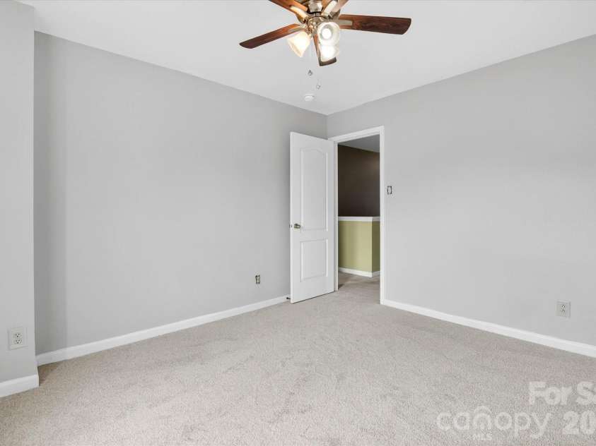 1533 Bray Drive, Charlotte, NC 28214.  MLS# CAR4383253, YatesRealty ID 32658. 