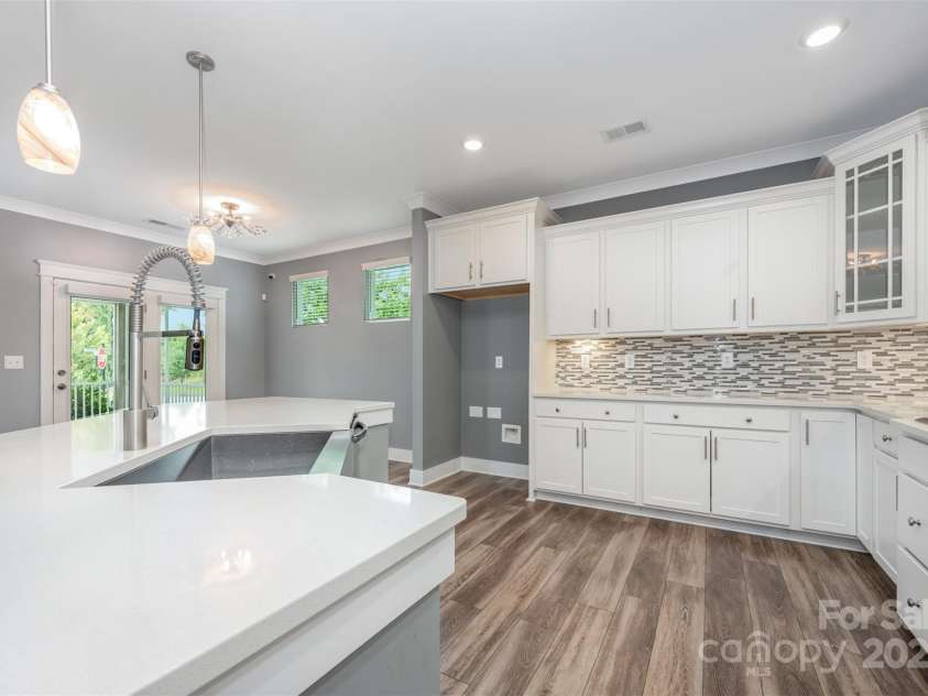 651 R L Stowe Road, Belmont, NC 28012.  MLS# CAR4293095, YatesRealty ID 32658. 