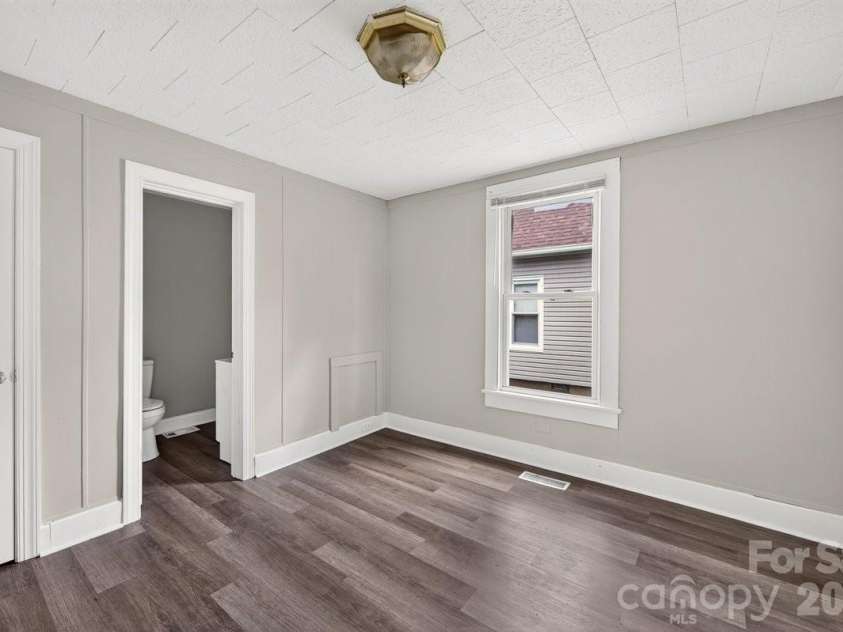 525 Cemetery Street, Salisbury, NC 28144.  MLS# CAR4397364, YatesRealty ID 32659. Master view 1