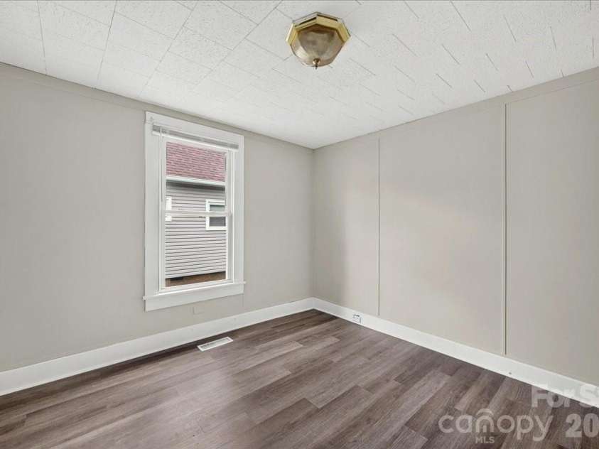 525 Cemetery Street, Salisbury, NC 28144.  MLS# CAR4397364, YatesRealty ID 32659. Master view 4