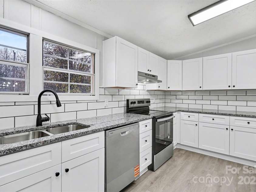 115 Lakeview Lane, China Grove, NC 28023.  MLS# CAR4333106, YatesRealty ID 3266. 