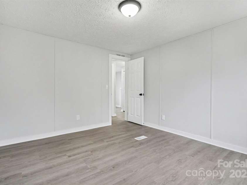 115 Lakeview Lane, China Grove, NC 28023.  MLS# CAR4333106, YatesRealty ID 3266. 