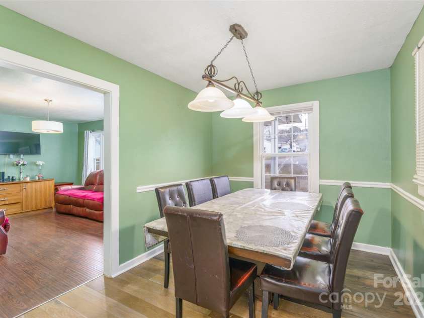 2703 Glendale Avenue, Kannapolis, NC 28081.  MLS# CAR4329348, YatesRealty ID 3266. 